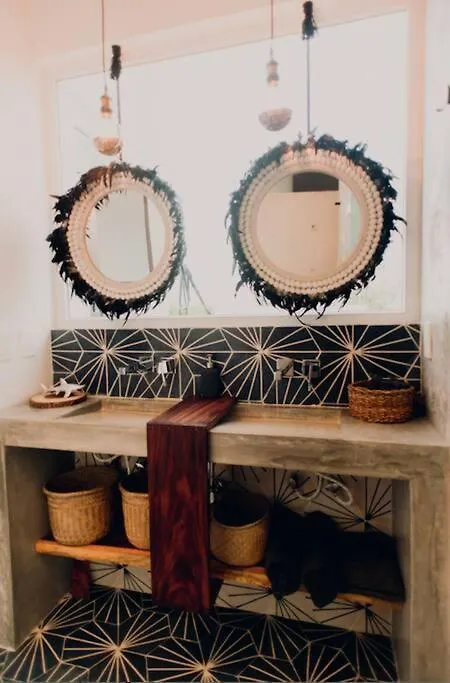 Tulum Beachfront Villa I'Ik By Casa Xuul Tulum